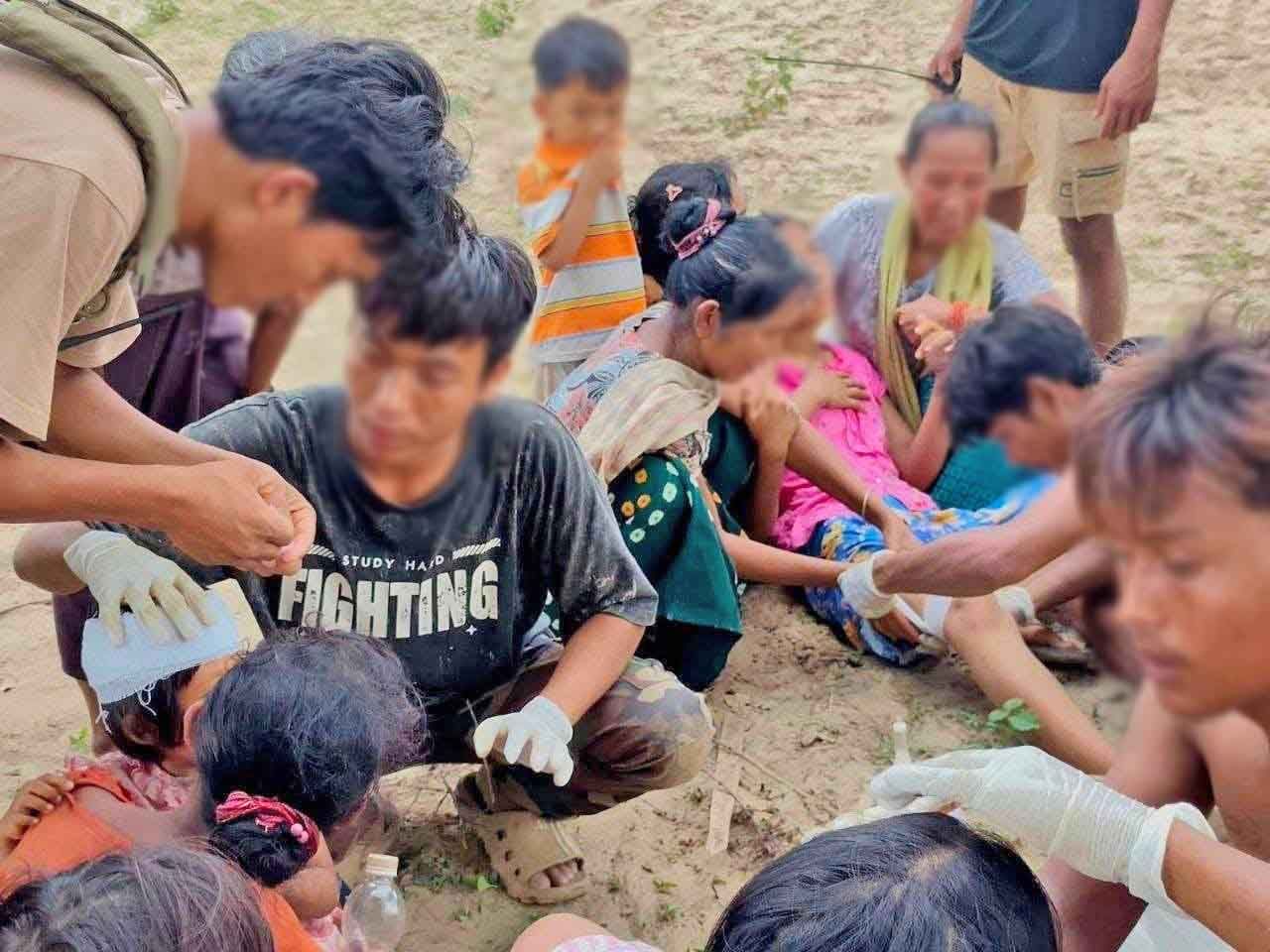 မြိုင်တွင် စစ်အာဏာရှင်တပ် စစ်ကြောင်းထိုးနေသဖြင့် ဒေသခံ သောင်းချီ စစ်ဘေးရှောင်နေရ  