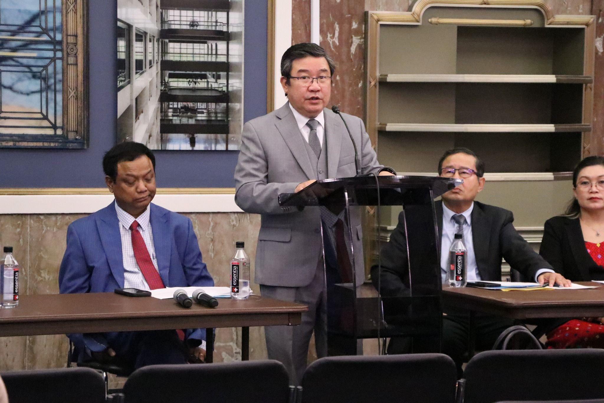 ဧပြီ ၁၅ ရက် အမေရိကန်လွှတ်တော် မြန်မာ့အရေးရှင်းလင်းပွဲ။ (Photo : သုတချမ်းသာ)