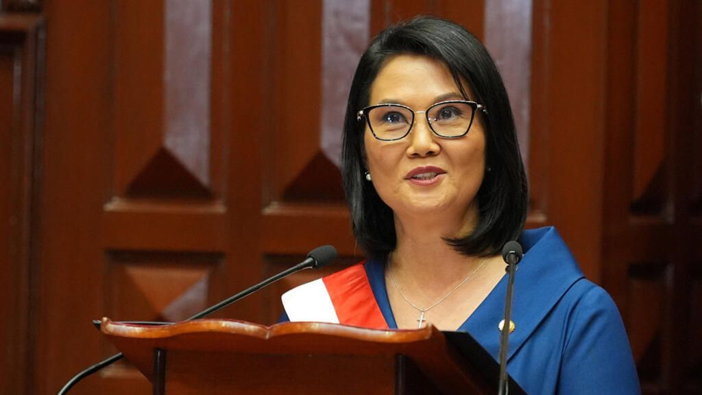 ပီရူးသမ္မတအဖြစ် ခေးခို ဖူဂျီမိုရိ ကျမ်းကျိန်