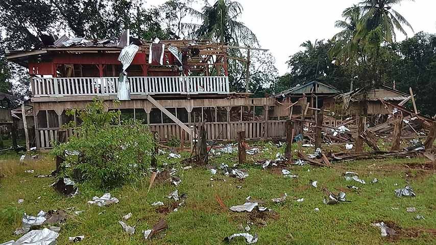ဖာပွန်ကိုထိုးနေသည့်စစ်ကြောင်း ရှေ့ဆက်တိုးနိုင်ရန် ကျေးရွာများနှင့် လုပ်ငန်းခွင်များကို ဗုံးကြဲ