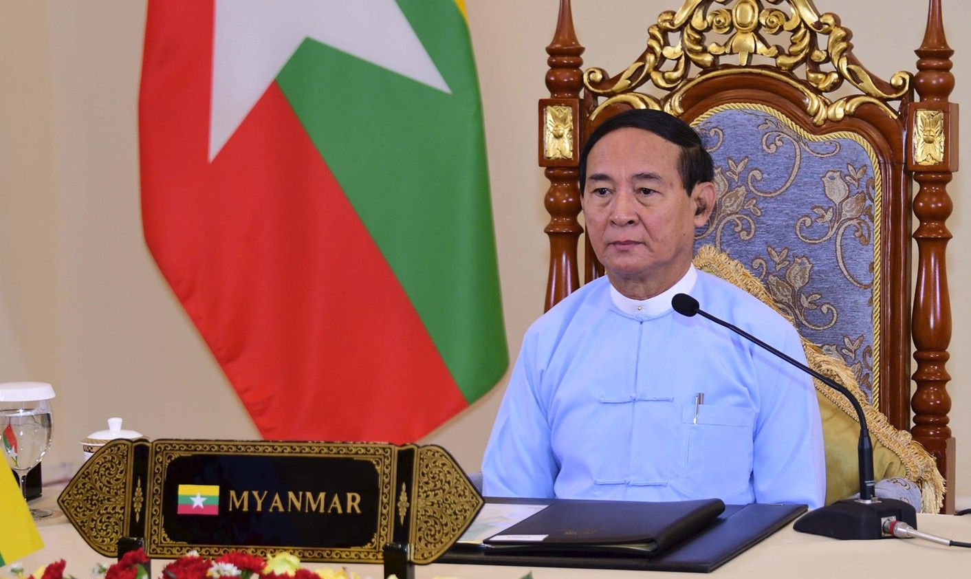 ဟန်ပြလွတ်ငြိမ်းချမ်းသာခွင့်နှင့် သမ္မတဦးဝင်းမြင့်၏ နိုင်ငံရေးအကျပ်အတည်း