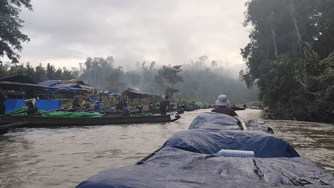 မီဇိုရမ်မှ ရခိုင်သို့ စက်သုံးဆီ ရောင်းချတင်သွင်းခွင့် ၂ လပိတ်ပင်