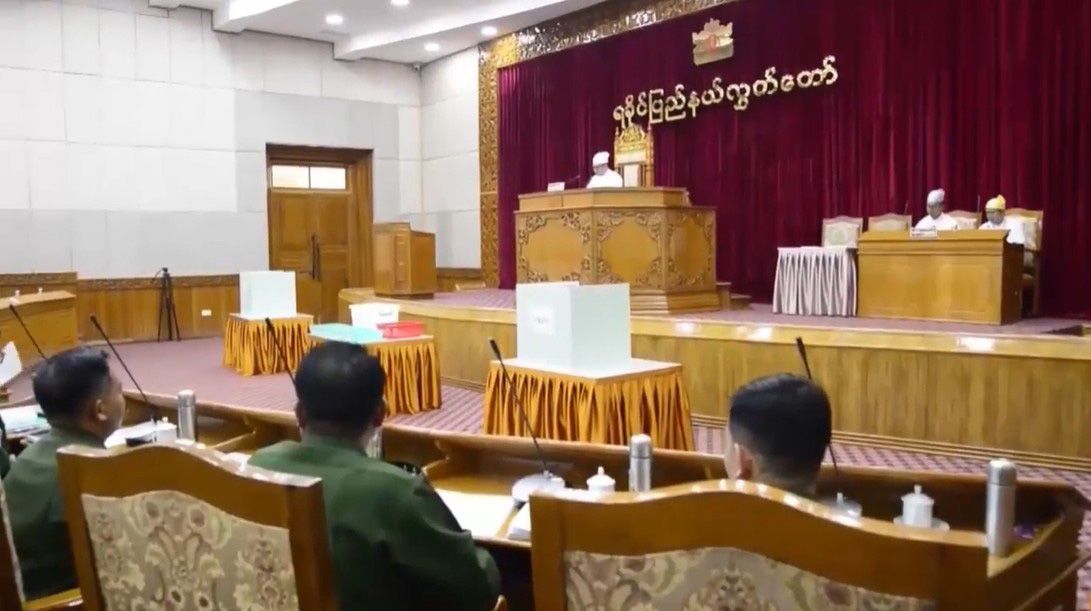 AA ထိန်းချုပ်ထားသည့် ရခိုင်ပြည်နယ်၌ စစ်ခေါင်းဆောင်ခန့် ဝန်ကြီးချုပ် ဘာလုပ်နိုင်မလဲ