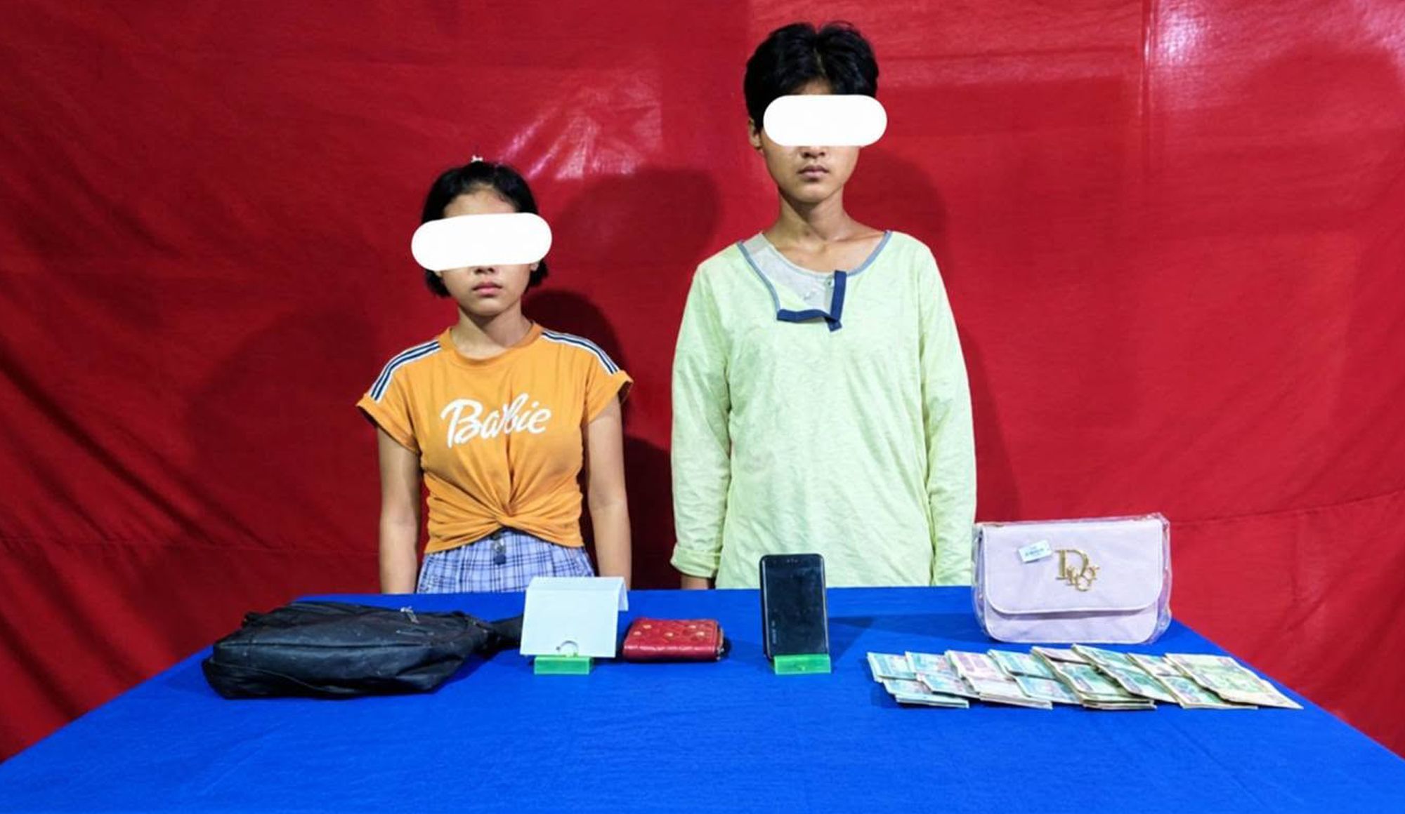 ကျူးလွန်သူအမျိုးသမီး ၂ ဦး။ (Photo: Kyaw Min)