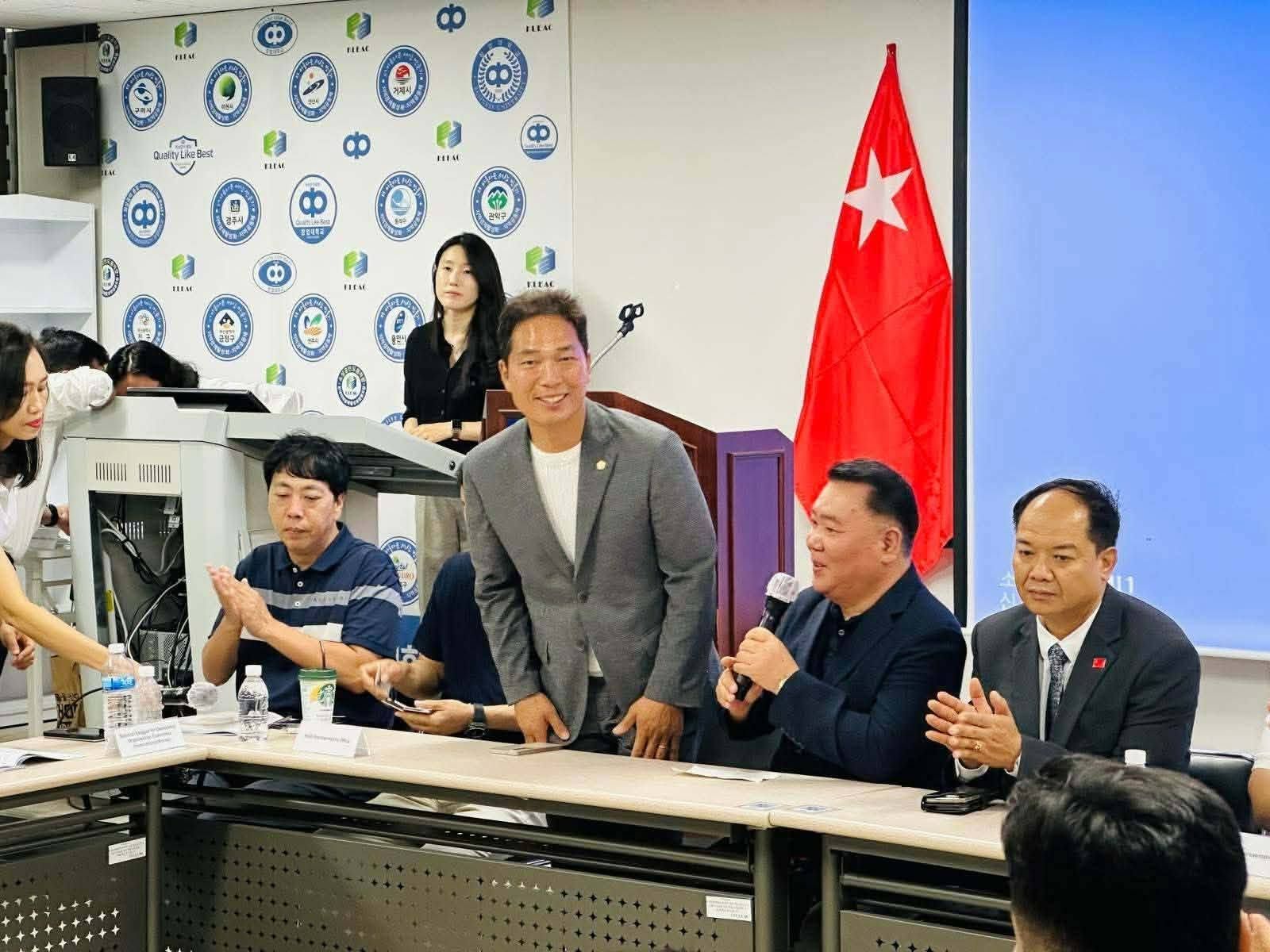 ကိုရီးယားလုပ်ငန်းခွင်၌ သေဆုံးခဲ့ရသည့် မြန်မာလုပ်သား၏ ရပိုင်ခွင့်အတွက် တောင်းဆို