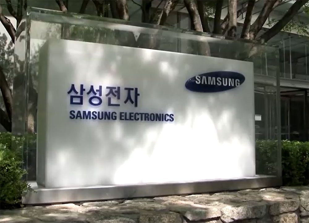 Photo: REUTERS / SAMSUNG ELECTRONICS HANDOUT