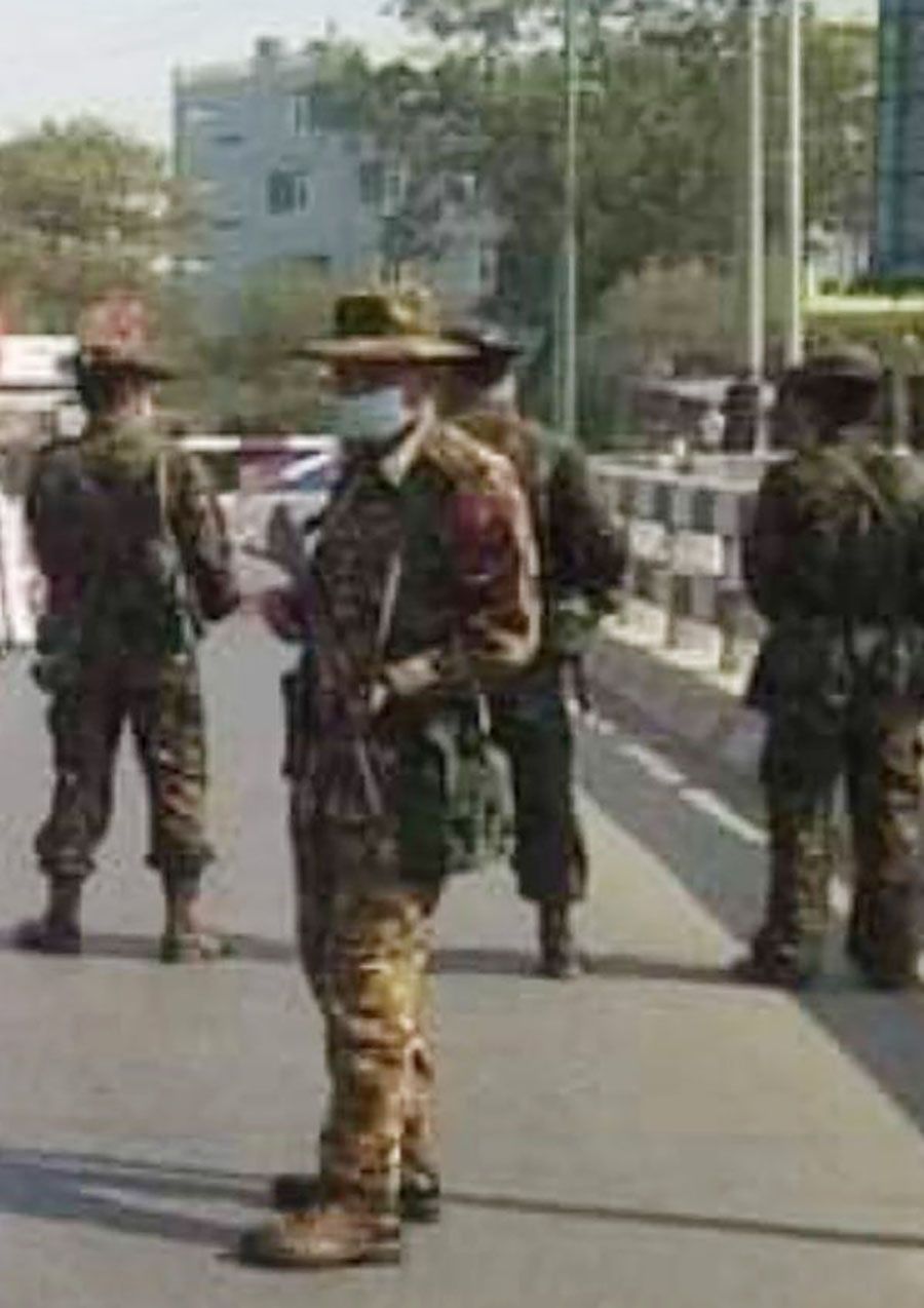 ရွှေဘိုတွင် စစ်တပ်က နေ့စဉ်ရက်ဆက် ပေါ်တာဆွဲဖမ်းဆီးနေ