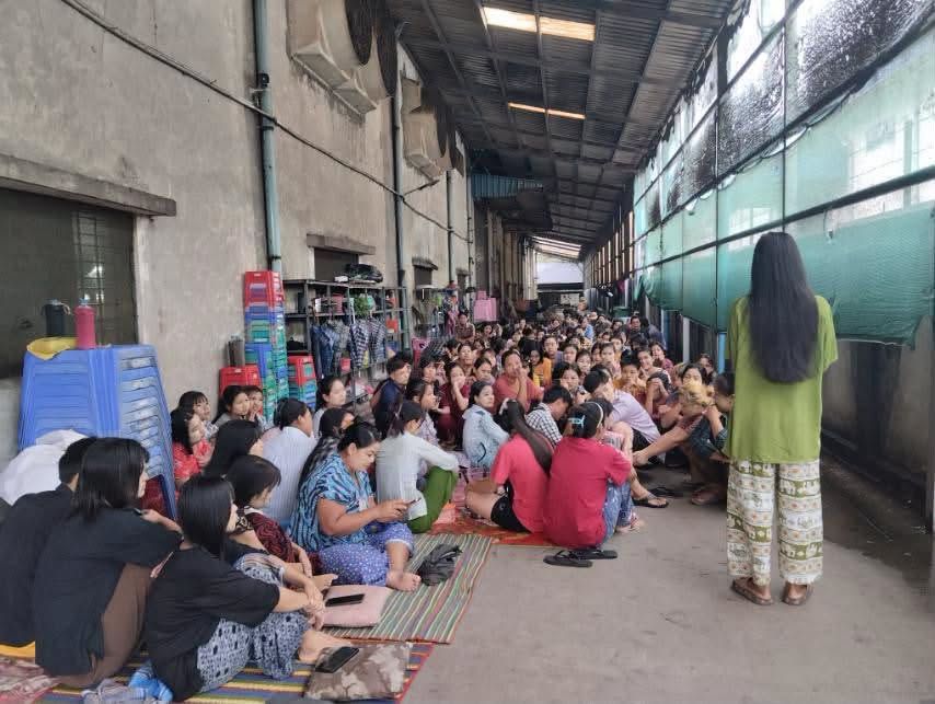 Spring Moon Garment စက်ရုံ အလုပ်သမားများ။ (Photo: STUM)