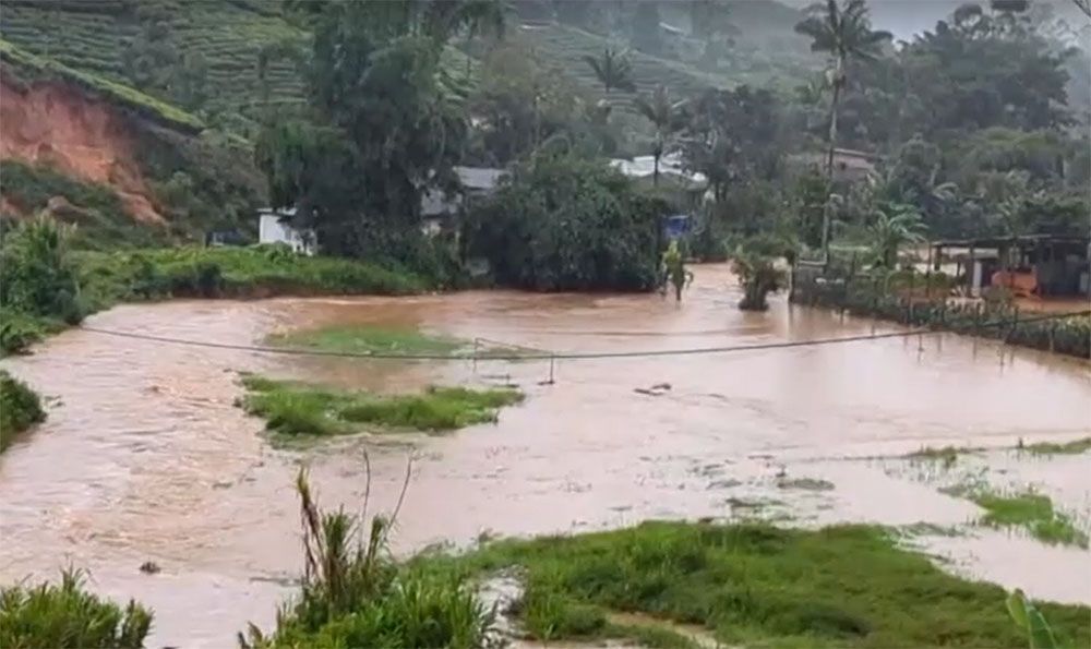 သီရိလင်္ကာတွင် ရေကြီးမြေပြိုမှုကြောင့် လူ ၅ ဦးထက်မနည်း သေဆုံး