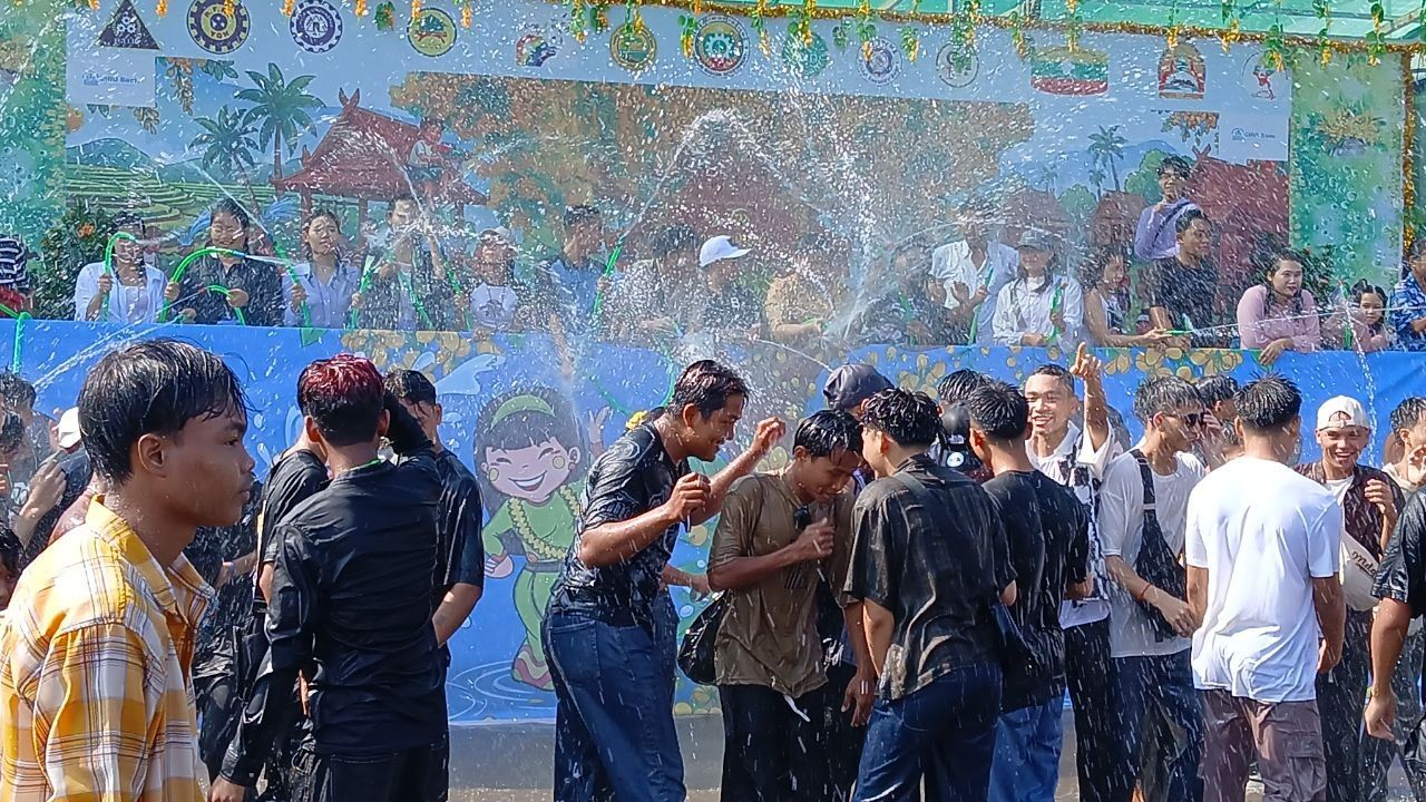ရန်ကုန်မြို့ သင်္ကြန်ပွဲ​ မြင်ကွင်း 