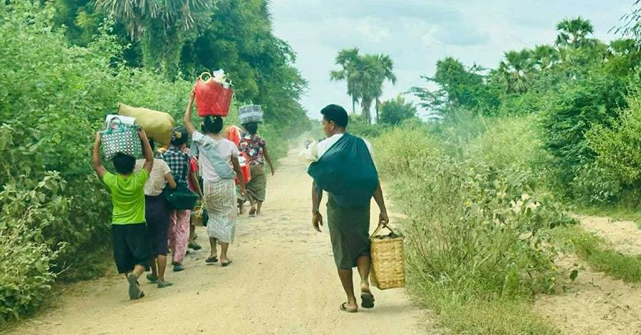   စစ်တပ်ပိတ်ပင်တားမြစ်မှုကြောင့် မကွေးဒေသခံများ ရိက္ခာနှင့် ဆေးဝါး ပြတ်လပ်