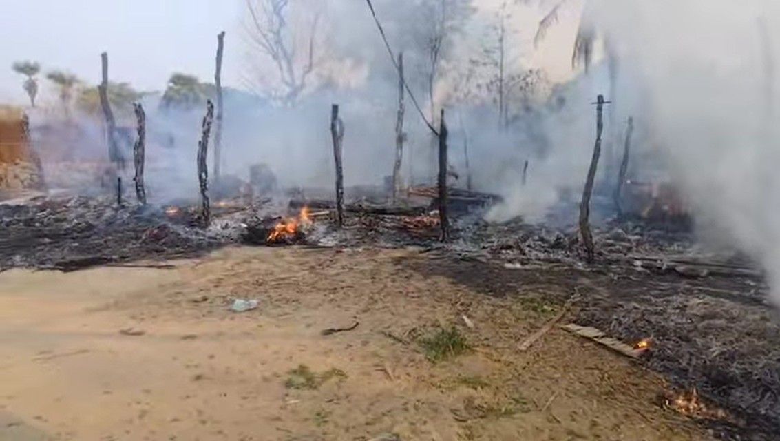 ဝက်လက်နှင့် ရွှေဘိုရှိ ကျေးရွာများကို စစ်တပ် ပစ်ခတ်မှုကြောင့် အရပ်သားပြည်သူများ သေဆုံး၊ ဒဏ်ရာရ 