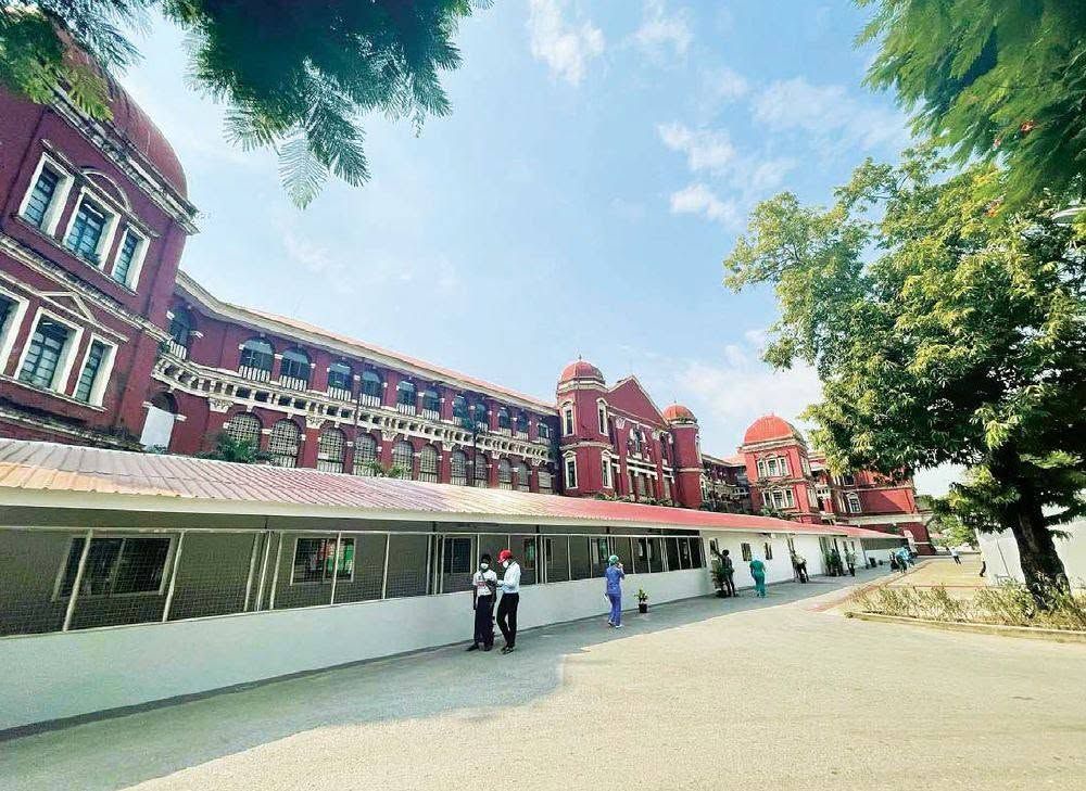 ရန်ကုန်ဆေးရုံကြီးတွင် ဝမ်းပျက်ဝမ်းလျှောလူနာ များလာသဖြင့် ပြင်ပလူနာပြသခွင့်ပိတ်ထား