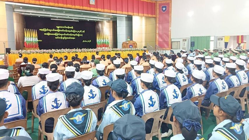 လွိုင်ကော်တွင် စစ်တပ်က လူငယ်များကို  အခြေခံလေကြောင်းသင်တန်း တက်ခိုင်း