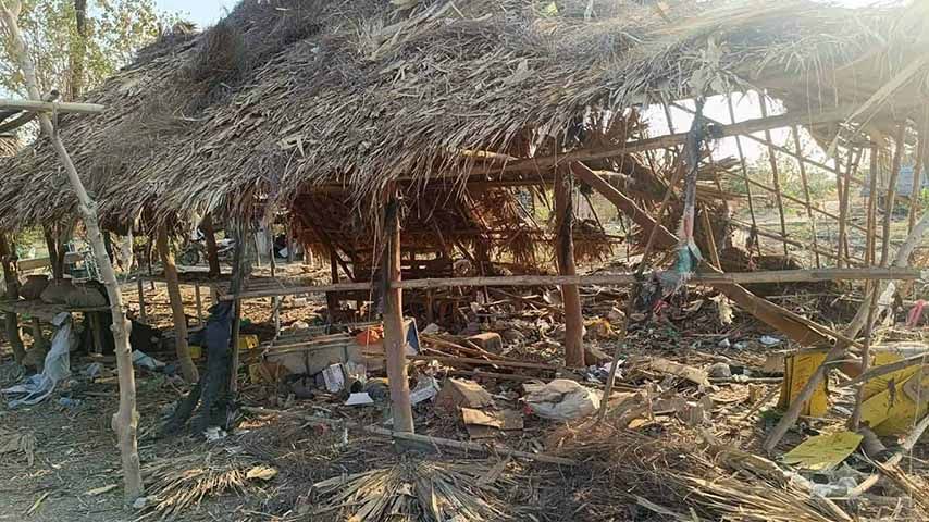 မုံရွာ၊ ညောင်ပင်သာဆေးရုံကို စစ်တပ်က ဗုံးကြဲတိုက်ခိုက်