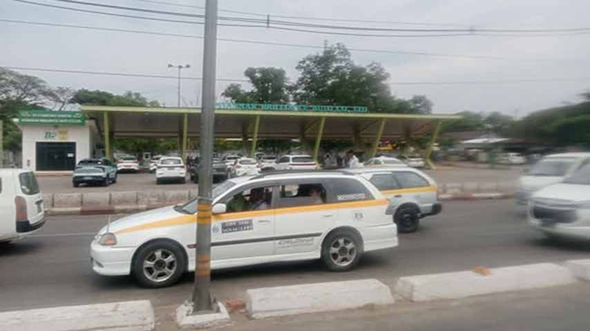 အွန်လိုင်းဝန်ဆောင်မှုသုံးတက္ကစီများ ကျသင့်နှုန်းထား မကြာခဏပြင်ဆင်