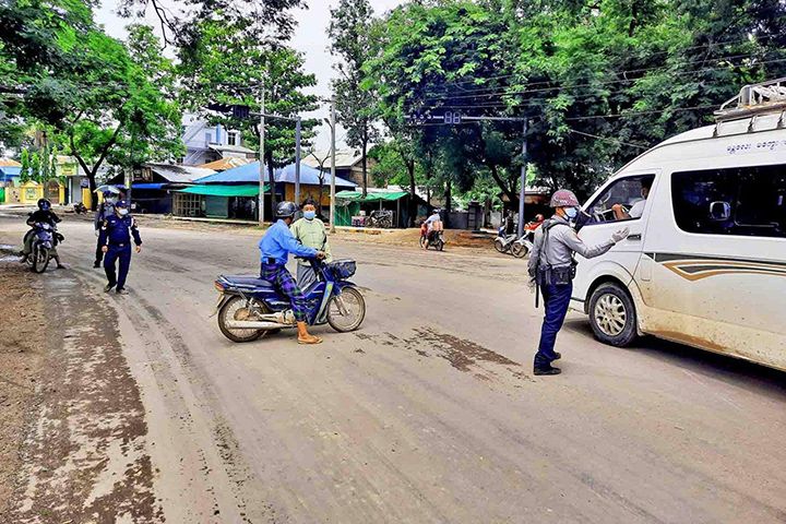 ပွင့်ဖြူတွင် ကျောင်းအုပ်ဆရာ ၁ ဦးကို အမည်မသိ လက်နက်ကိုင်အဖွဲ့က ဖမ်းဆီး