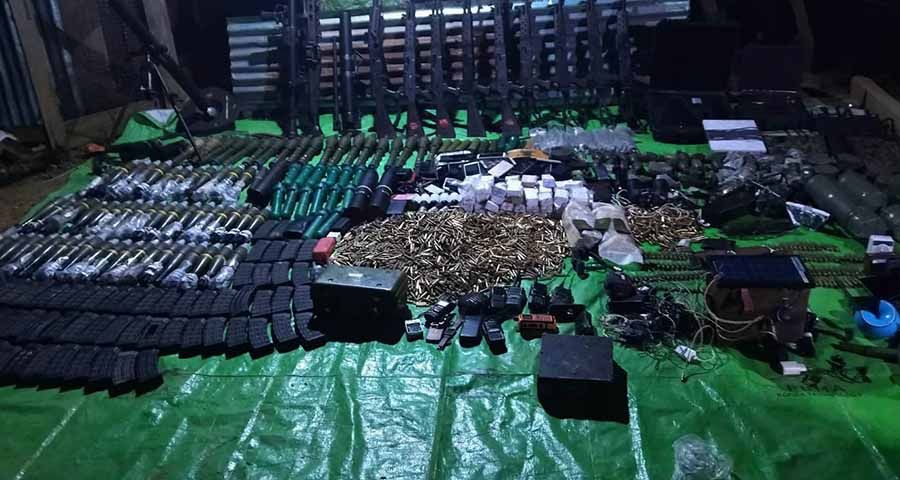 ဖလမ်းကို စစ်ကြောင်းထိုးနေသည့် စစ်တပ်အထိနာပြီး တပ်ပြန်ဆုတ်နေရ