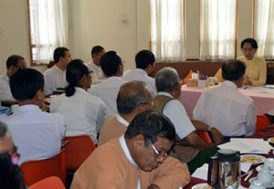 ဓာတ္ပံု - ၈၈ မ်ိဳးဆက္  ၿငိမ္းခ်မ္းေရးနဲ႔ ပြင့္လင္းလူ႔အဖြဲ႔အစည္း