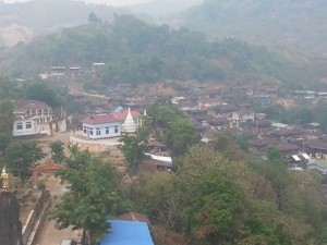မုိးကုတ္ၿမိဳ႕ (ဓာတ္ပုံ - ထာ၀ရ ပတၱျမားေျမ မိုးကုတ္ MGK)