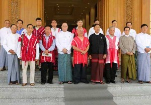 ဓာတ္ပံု - ေအာင္ႀကီး