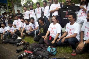 Media Protest front of MPC