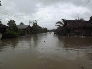 တနသၤာရီတိုင္းတြင္ ေရႀကီးေနစဥ္