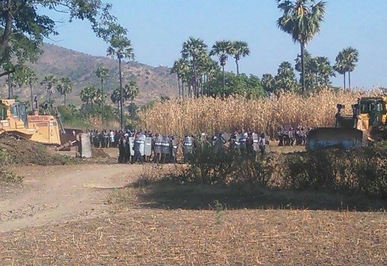 Latpadaung 23122014(1