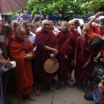 150x150xThanithuka5Monk200620142-150x150.jpg.pagespeed.ic.SltZ-GcDL5