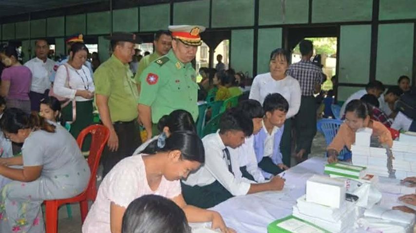 ၁၁ တန်းနှင့် ၁၂ တန်း စစ်ရှောင်ကလေးများကို ကျောင်းအပ်လက်မခံသဖြင့် မတက်ရသူ များပြား