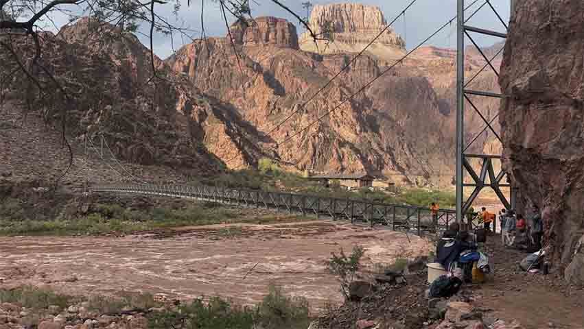 Grand Canyon အမျိုးသားဥယျာဉ်၌ မြစ်ရေလျှံပြီး ၁ ဦးသေဆုံး ပျောက်ဆုံးနေသူများကို ရှာဖွေနေ