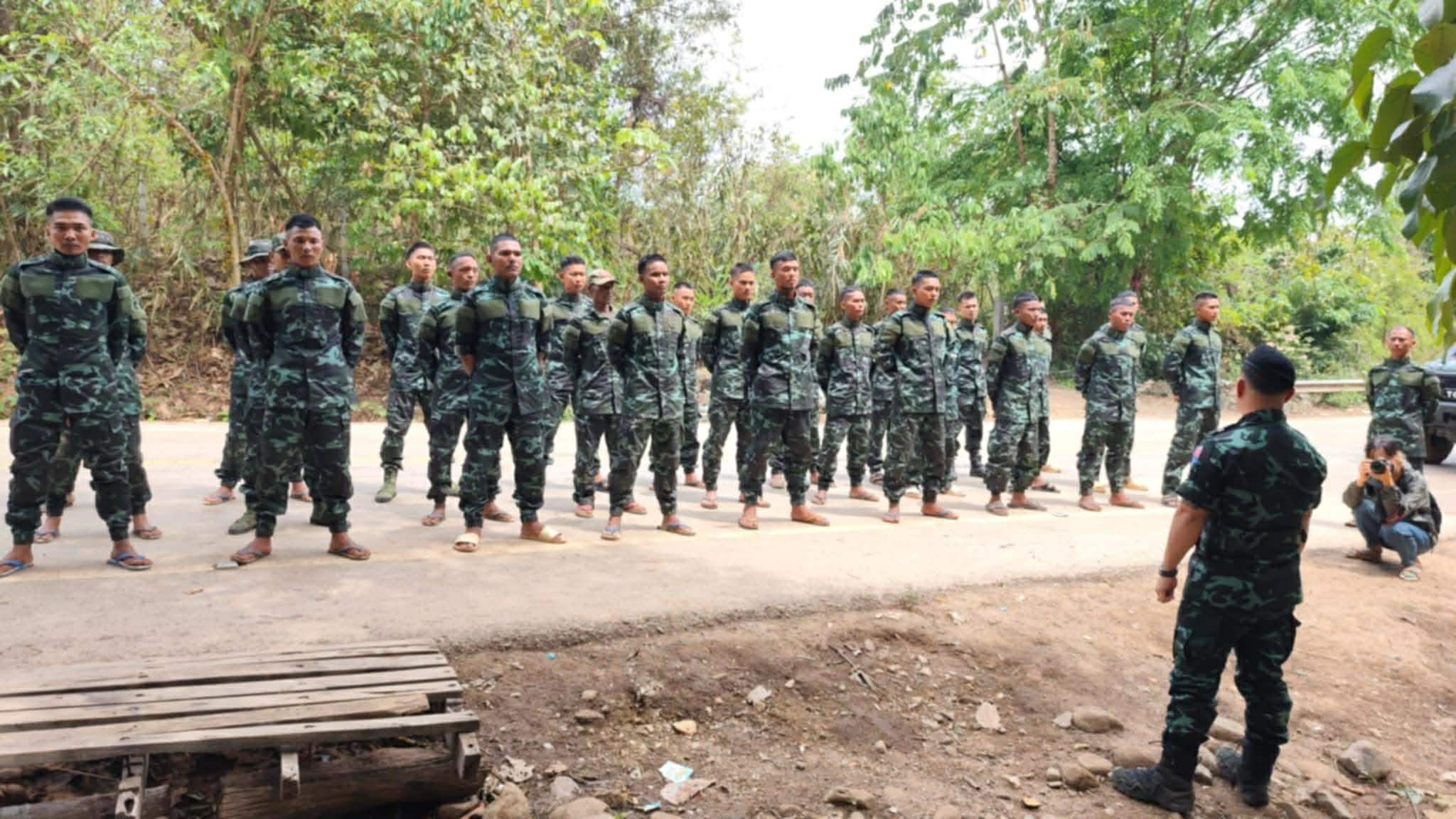 မြဝတီလမ်းဟောင်းတွင် တိုက်ပွဲပြင်းထန်၊ စစ်တပ်စခန်းတခုကို KNLA သိမ်းပိုက်
