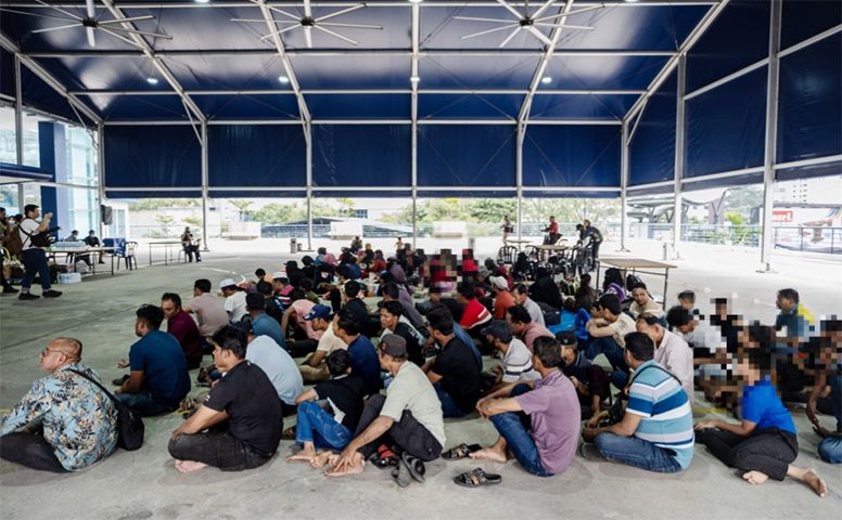 ၂၀၂၆ ခုနှစ် ဇူလိုင် ၂၈ ရက်က ကွာလာလမ်ပူရဲဌာနချုပ်၌ တွေ့ရသည့် ရိုဟင်ဂျာများ။ Photo: Bernama