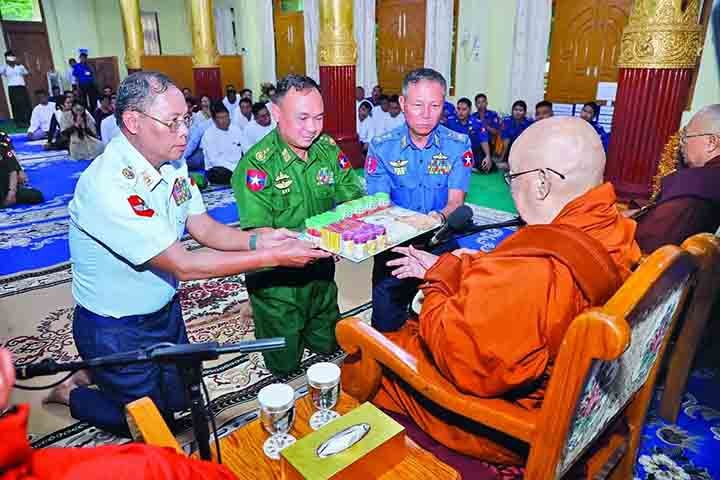 စစ်ဦးစီးအရာရှိချုပ် (ရေ) ပြောင်းလဲခန့်အပ်