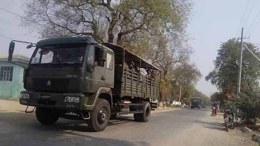 ပခုက္ကူတွင် စစ်တပ်စစ်ကြောင်းက ပြည်သူ ၆ ဦးထက်မနည်းကို ဓားစာခံအဖြစ် ဖမ်းဆီး