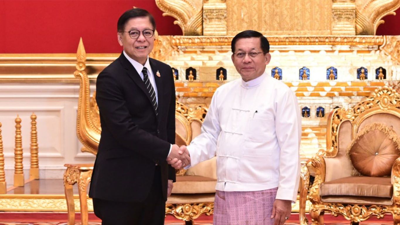 အကြမ်းဖက်တိုက်ခိုက်မှုများရပ်တန့်ရေး မြန်မာစစ်အာဏာရှင်ကို ဖိအားပေးရန် HRW တိုက်တွန်း 