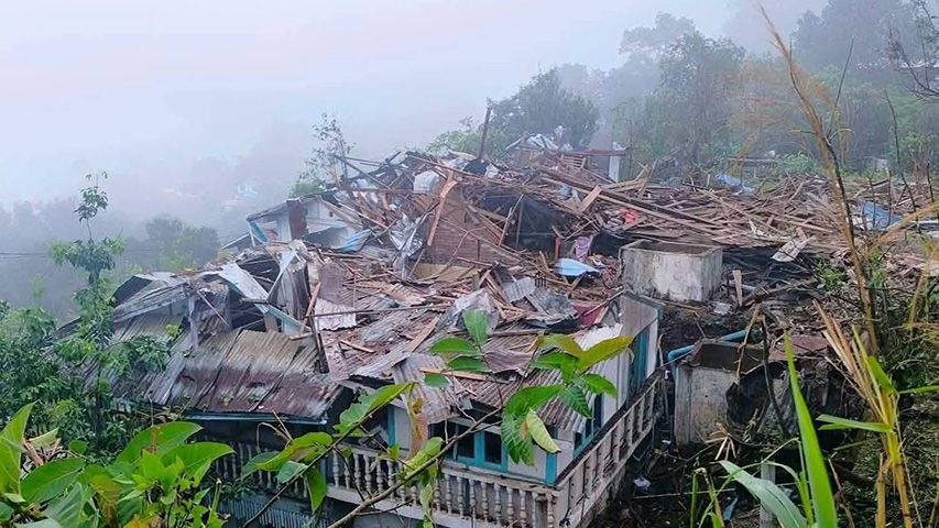 မင်းတပ်တွင် စစ်တပ်က တရက်တည်း ဗုံးအလုံး ၄၀ နီးပါးကြဲချ၊ ကလေးငယ် ၃ ဦးသေဆုံး