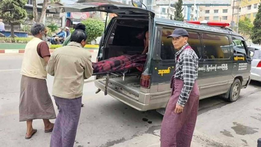 Photo : မြို့ခံတဦး
