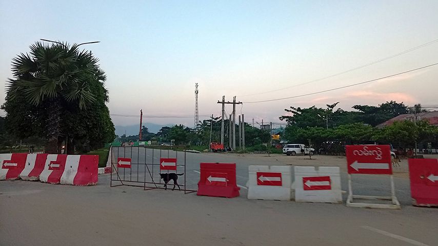နေပြည်တော်တွင် လူကူးခုံးကျော်တံတားများ တည်ဆောက်