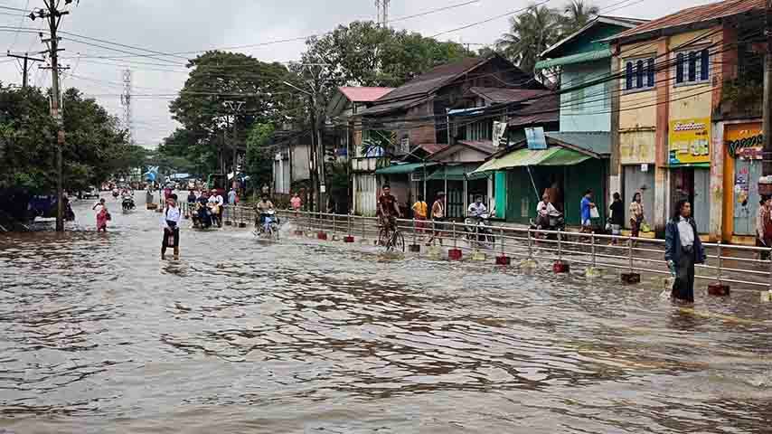 ပဲခူးရေကြီးနေပြီး ရန်ကုန်-ပဲခူး ကားလမ်းပေါ် ရေတက်လာ