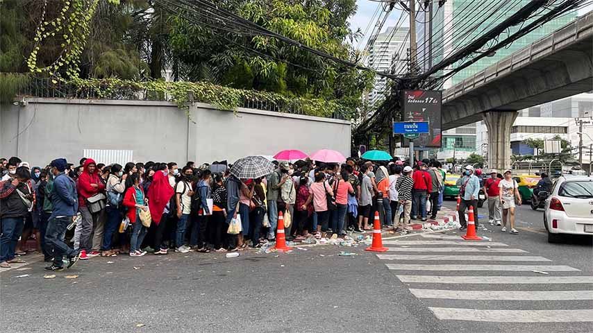 ထိုင်းတွင် ပတ်စ်ပို့ သက်တမ်းတိုးခ အခွန်အပါအဝင် ဘတ် ၁၀,၀၀၀ ခန့် ကုန်ကျ