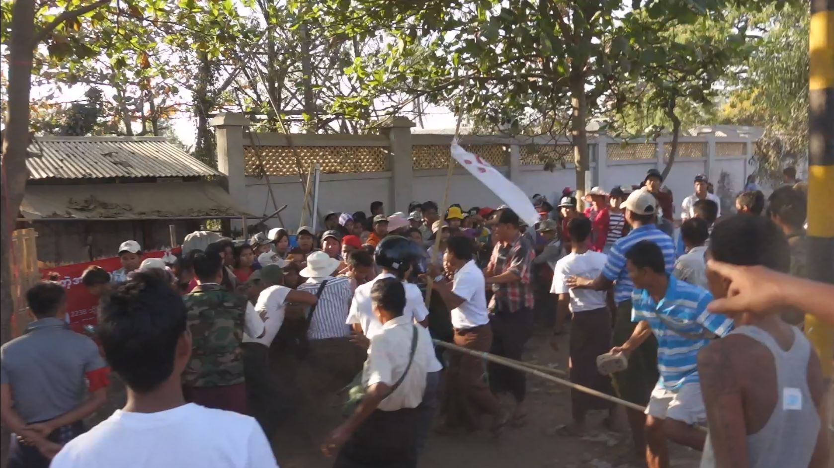 ဖမ္းဆီးခံ အလုပ္သမားေခါင္းေဆာင္ကို မီဒီယာမ်ားႏွင့္ ေတြ႔ခြင့္မေပး