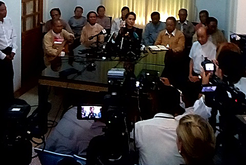 အမ်ဳိးသားဒီမုိကေရစီအဖြဲ႔ခ်ဳပ္ ေရြးေကာက္ပြဲ ၀င္ၿပိဳင္မည္