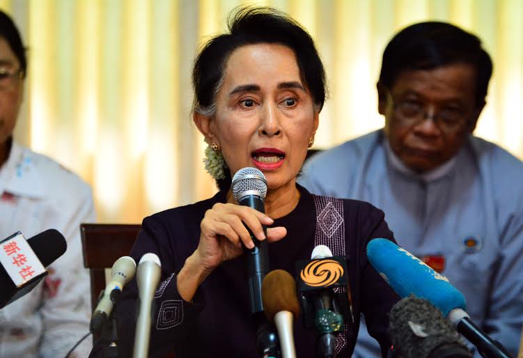 သမၼတ မျဖစ္ႏုိင္ေပမယ့္ ျပည္သူလက္ခံမည့္အစီအစဥ္တခု လုပ္မည္ဟု ေဒၚေအာင္ဆန္းစုၾကည္ ေျပာ
