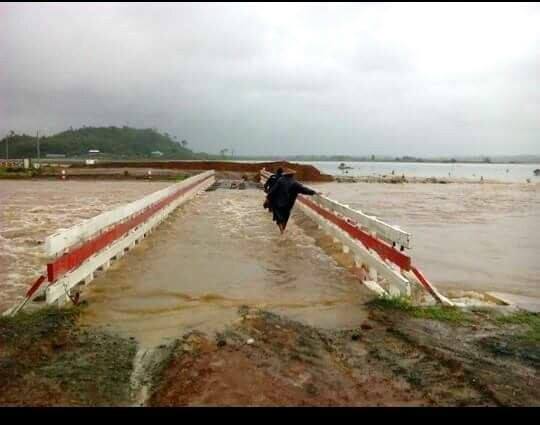 ကန္႔ဘလူ တြင္ ဆည္ေရလွ်ံ၊ ေက်းရြာအခ်ဳိ႕ ရြာလုံးကၽြတ္ေျပာင္းေရႊ႕ေနရ