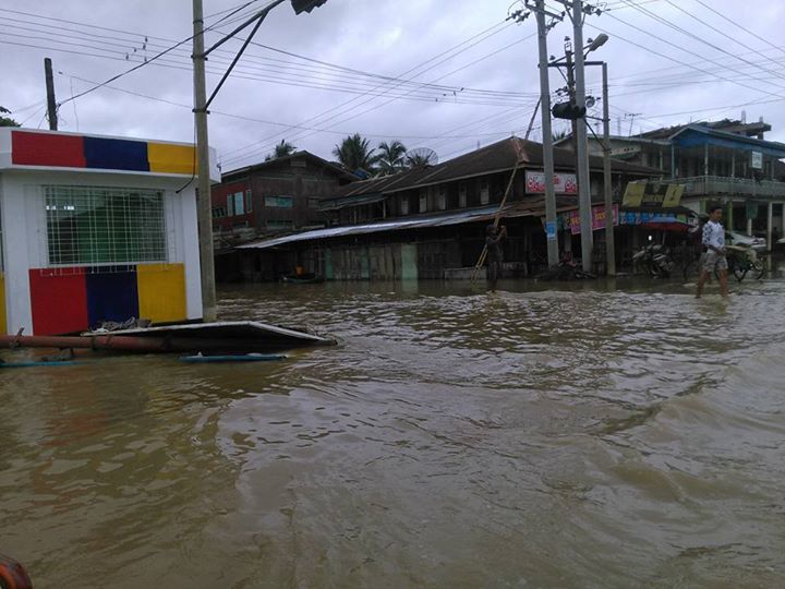 ကခ်င္ျပည္နယ္ မိုးေကာင္း တၿမိဳ႕လံုး ေရႀကီးေန