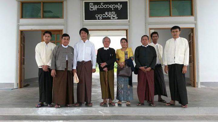 ျမန္မာသံေတာ္ဆင့္ အယ္ဒီတာခ်ဳပ္ အပါအ၀င္ ၁၁ ဦးကုိ စီရင္ခ်က္ခ်
