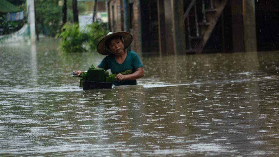 ကရင္ျပည္နယ္ ဘားအံ ေရႀကီး (ဓာတ္ပုံ)