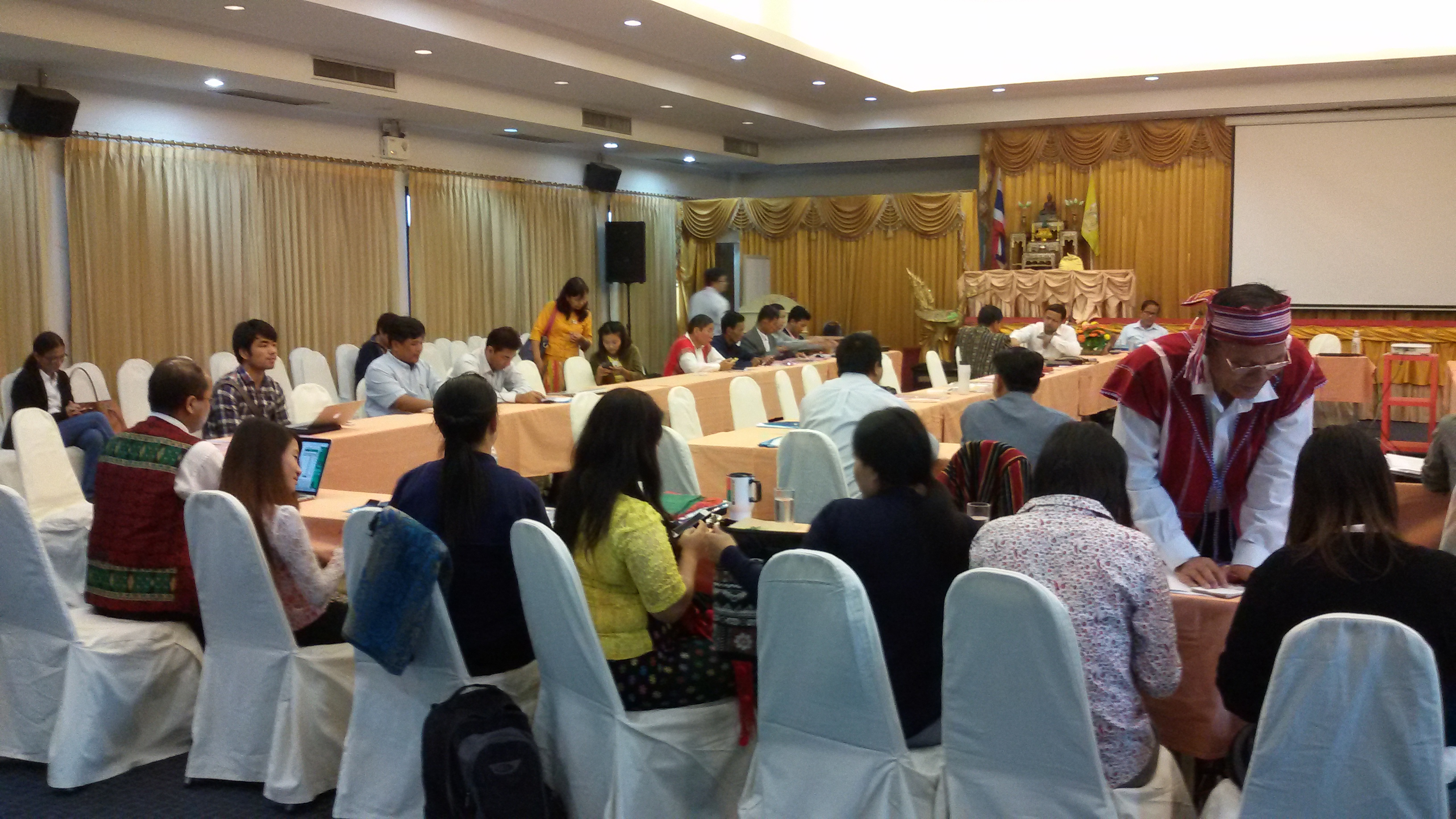 ႏိုင္ငံေရး မူေဘာင္ေရးဆြဲေရး ကိုယ္စားလွယ္ ၇၀ ေက်ာ္ ေဆြးေႏြး