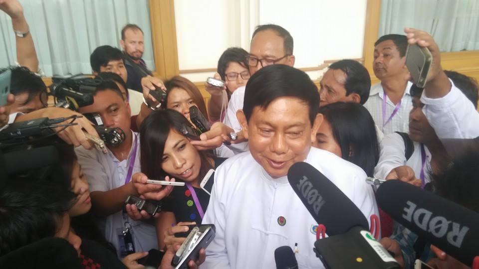 ဦးေဌးဦး ျပည္ေထာင္စုလႊတ္ေတာ္အစည္းအေဝးမစတင္မီ မီဒီယာနဲ႔ေတြ႔ဆံု